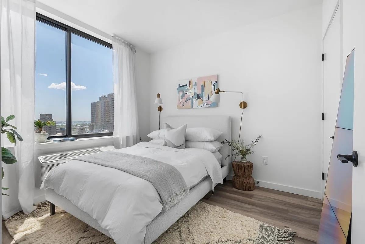 55 JORDAN AVE 1303