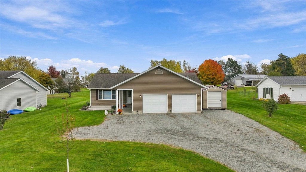 Photo of 1008 Decker STREET, Athens, WI 54411 (MLS # 22605178)