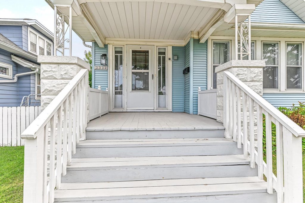 Photo of 3332 S 9th PLACE, Milwaukee, WI 53215 (MLS # 1981793)
