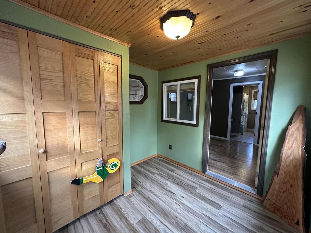 Photo of 2540 Madison AVENUE, Plover, WI 54467 (MLS # 22605335)
