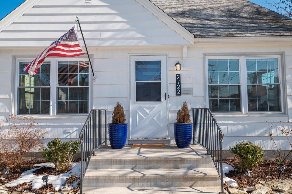 Photo of 2722 N 74th STREET, Wauwatosa, WI 53210 (MLS # 1950603)