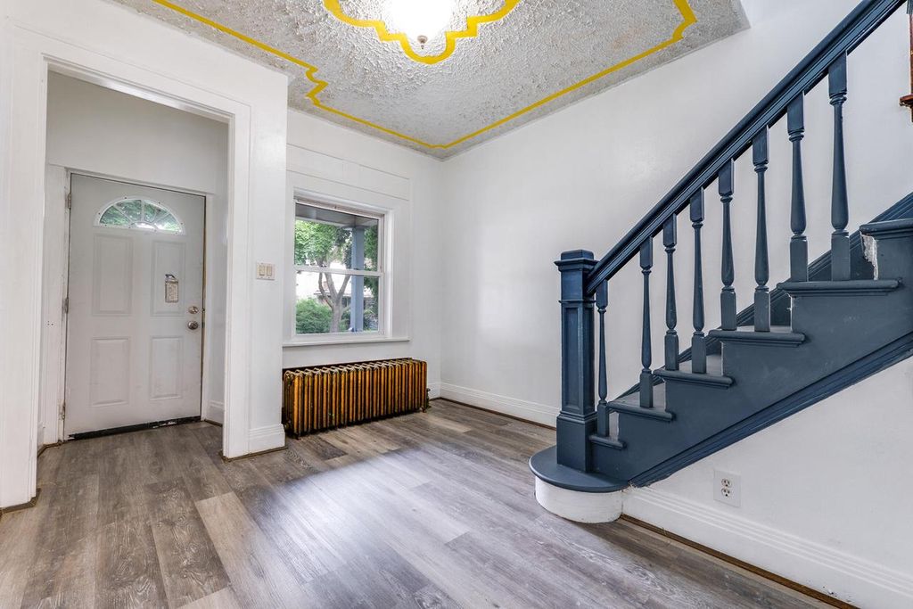 Photo of 734 S 30th STREET, Milwaukee, WI 53215 (MLS # 1940625)