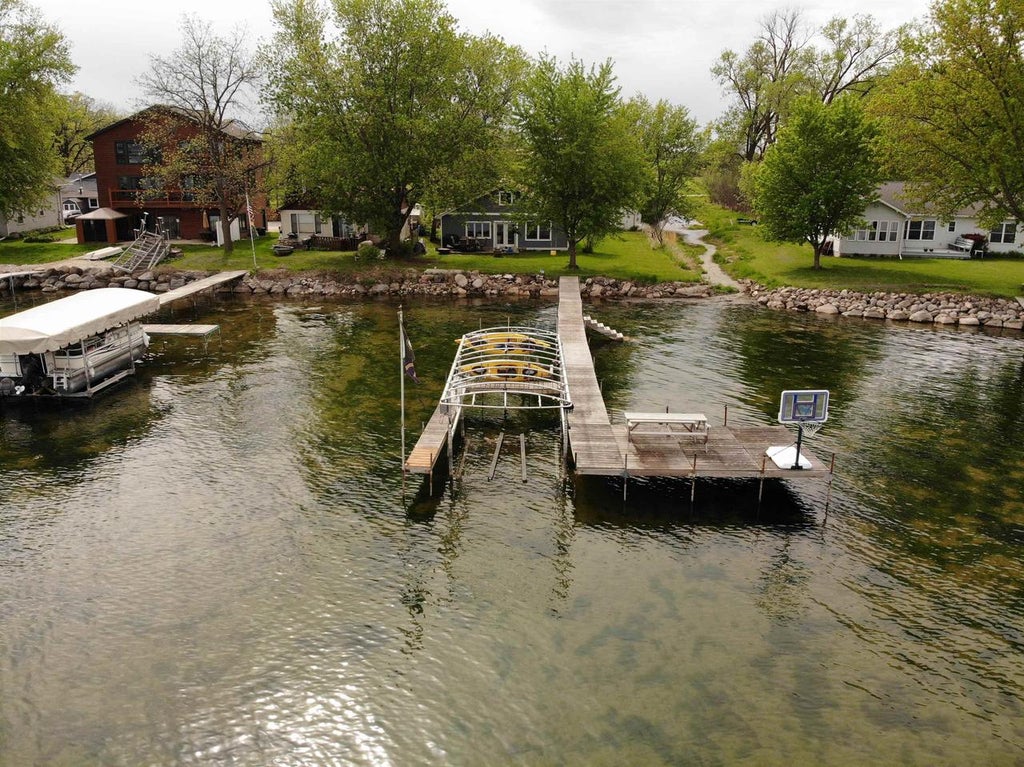 Photo of 3062 Shaw COURT, Madison, WI 53711 (MLS # 2032056)