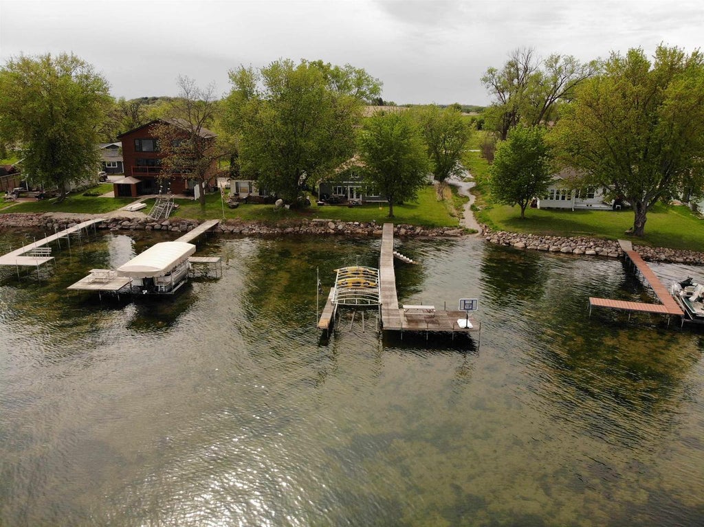 Photo of 3062 Shaw COURT, Madison, WI 53711 (MLS # 2032056)