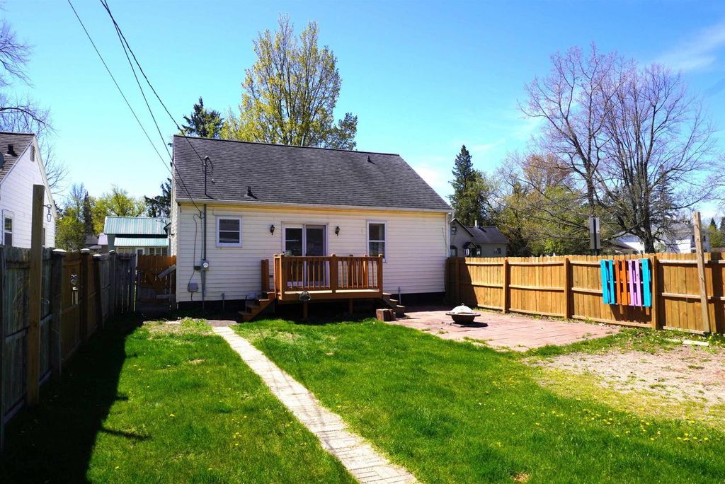 Photo of 500 E 7th STREET, Merrill, WI 54452 (MLS # 22602108)