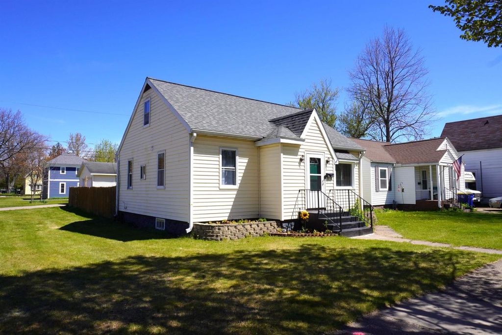 Photo of 500 E 7th STREET, Merrill, WI 54452 (MLS # 22602108)