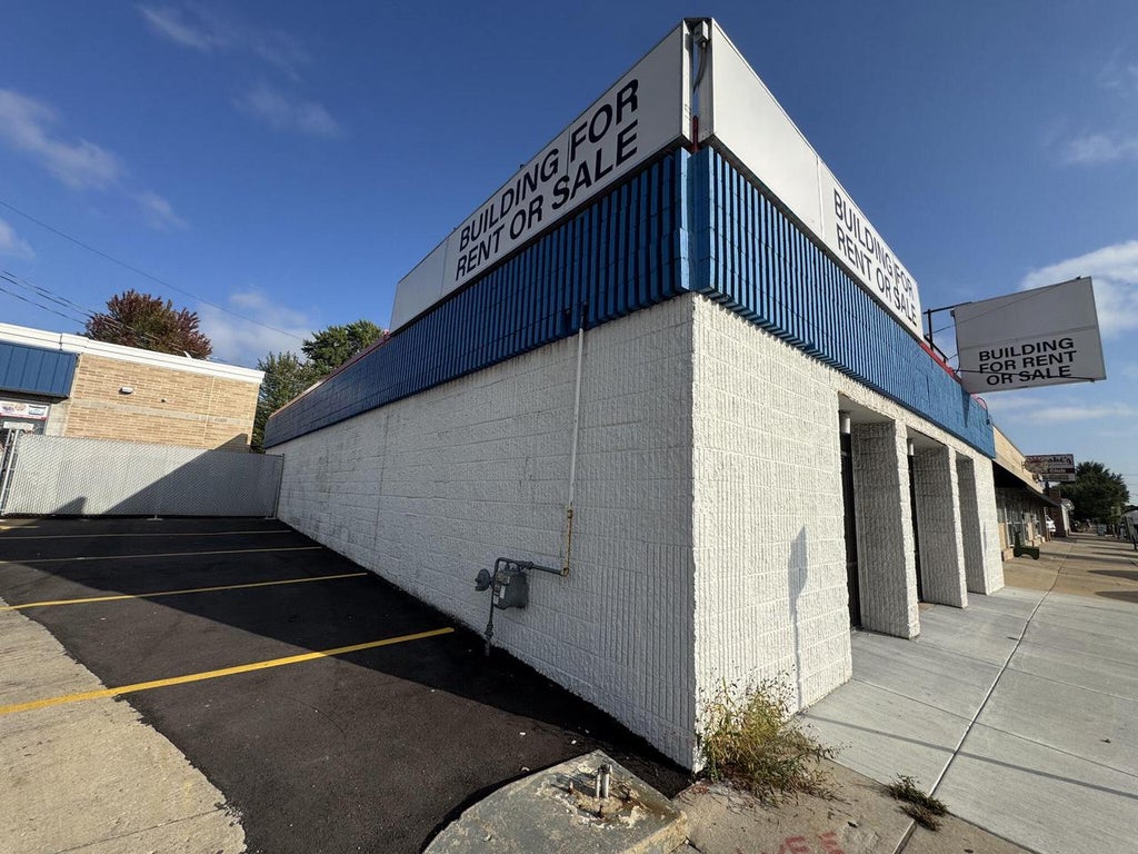 Photo of 328 N 76th STREET #332, Milwaukee, WI 53213 (MLS # 1939931)