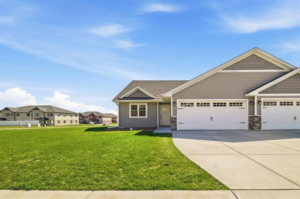 Photo of 4911 Field Crest LANE, Eau Claire, WI 54701 (MLS # 1600371)