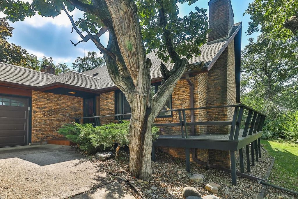 Photo of 4780 W Donges LANE, Brown Deer, WI 53223 (MLS # 1943160)