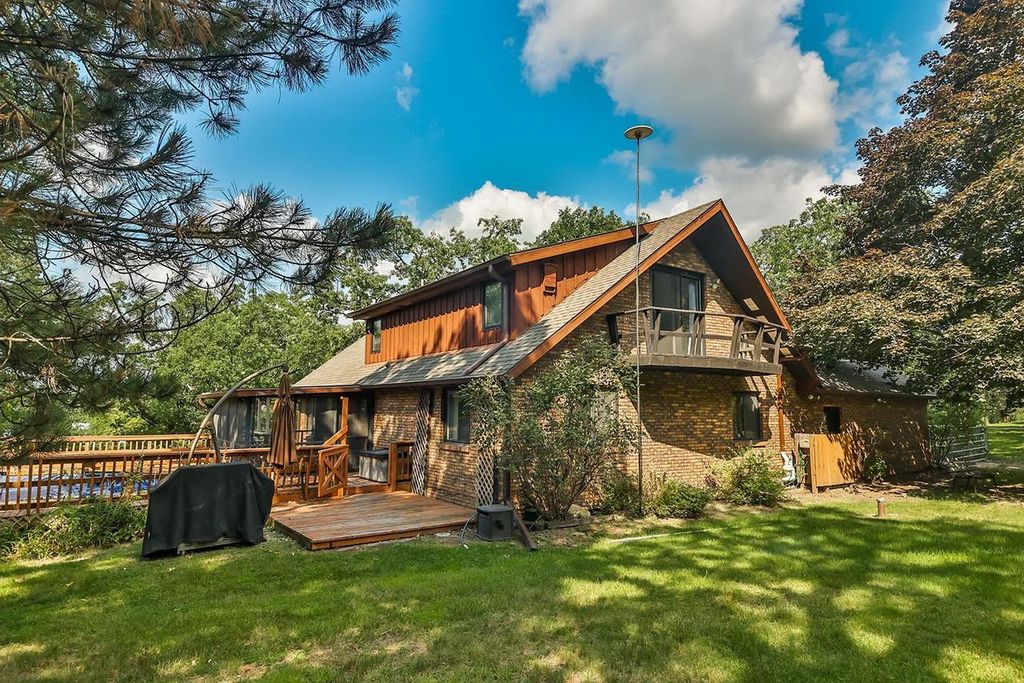 Photo of 4780 W Donges LANE, Brown Deer, WI 53223 (MLS # 1943160)