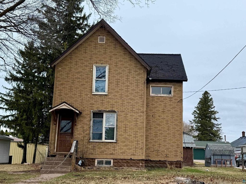 Photo of 612 15th Ave W Ave, Ashland, WI 54806 (MLS # 6124489)