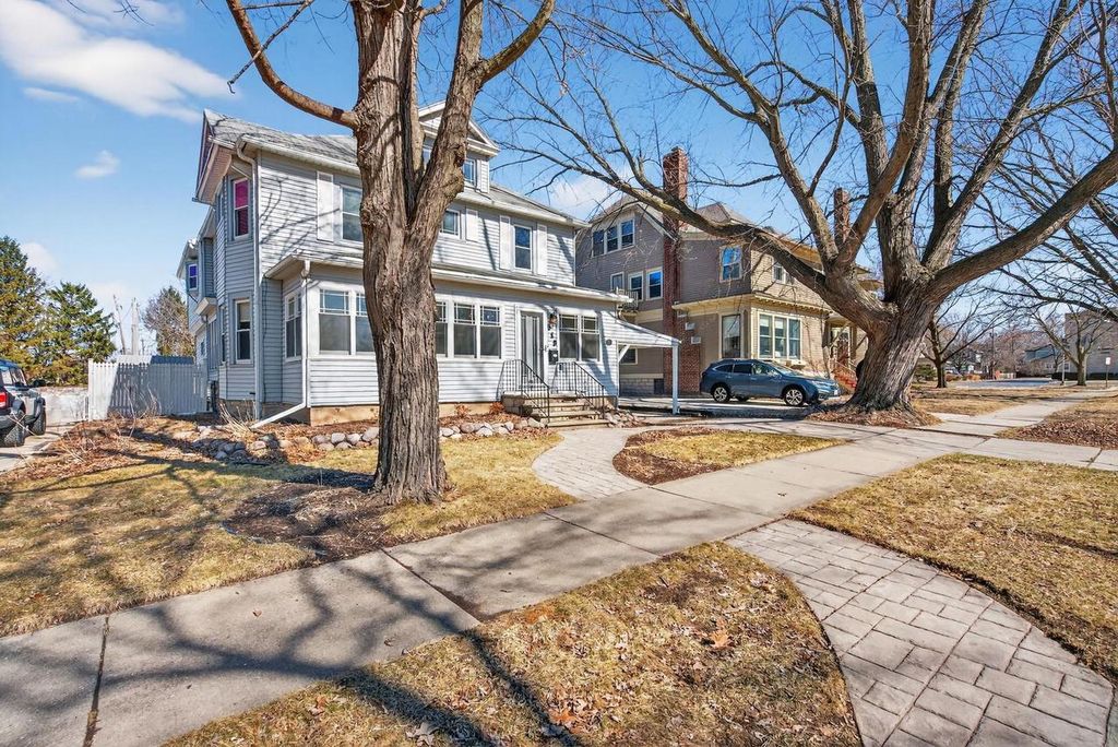 Photo of 519 Spring STREET, Green Bay, WI 54301 (MLS # 50322461)