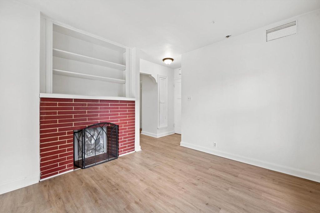 Photo of 1603 E Hampshire STREET, Milwaukee, WI 53211 (MLS # 1947359)