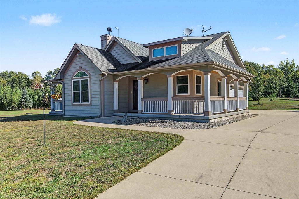 Photo of N10486 Elm ROAD, Wausaukee, WI 54177 (MLS # 50333364)