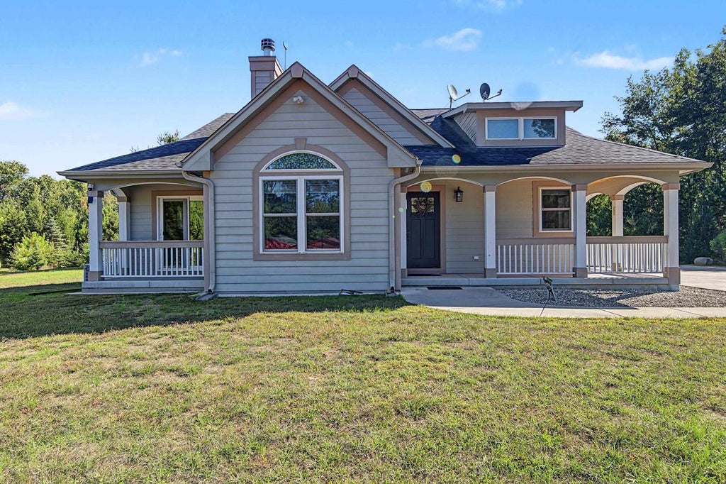 Photo of N10486 Elm ROAD, Wausaukee, WI 54177 (MLS # 50333364)