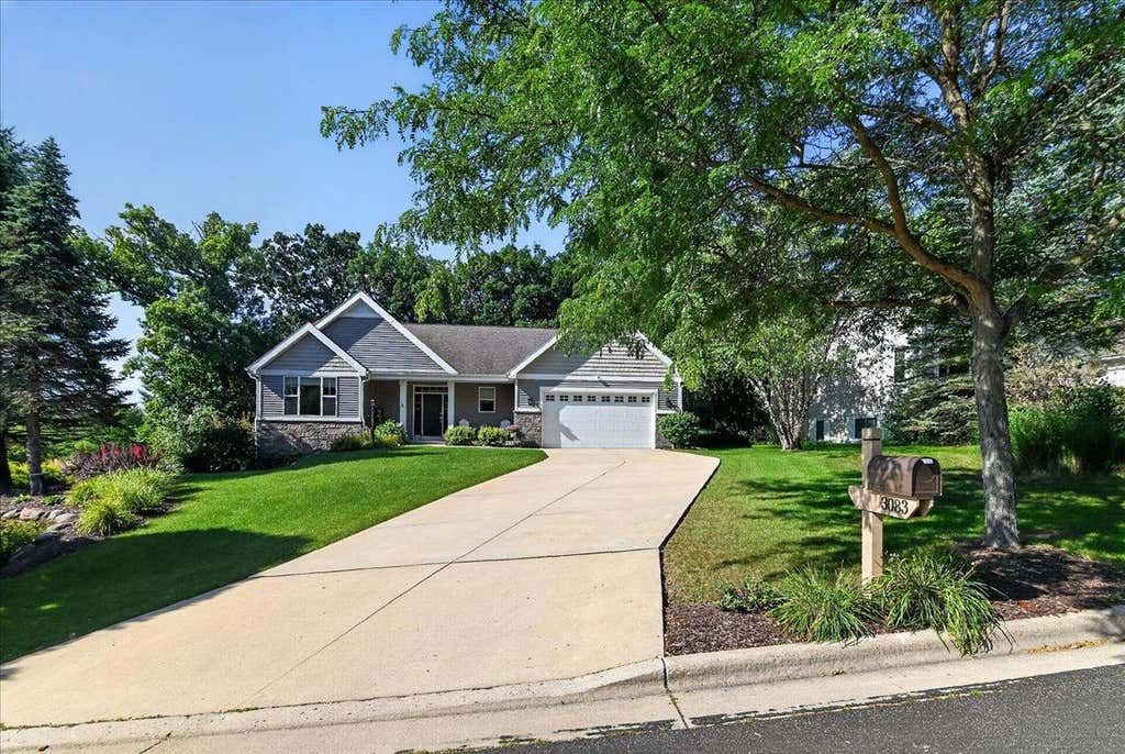 Photo of 3083 Barrington Hills COURT, Fitchburg, WI 53711 (MLS # 2031456)