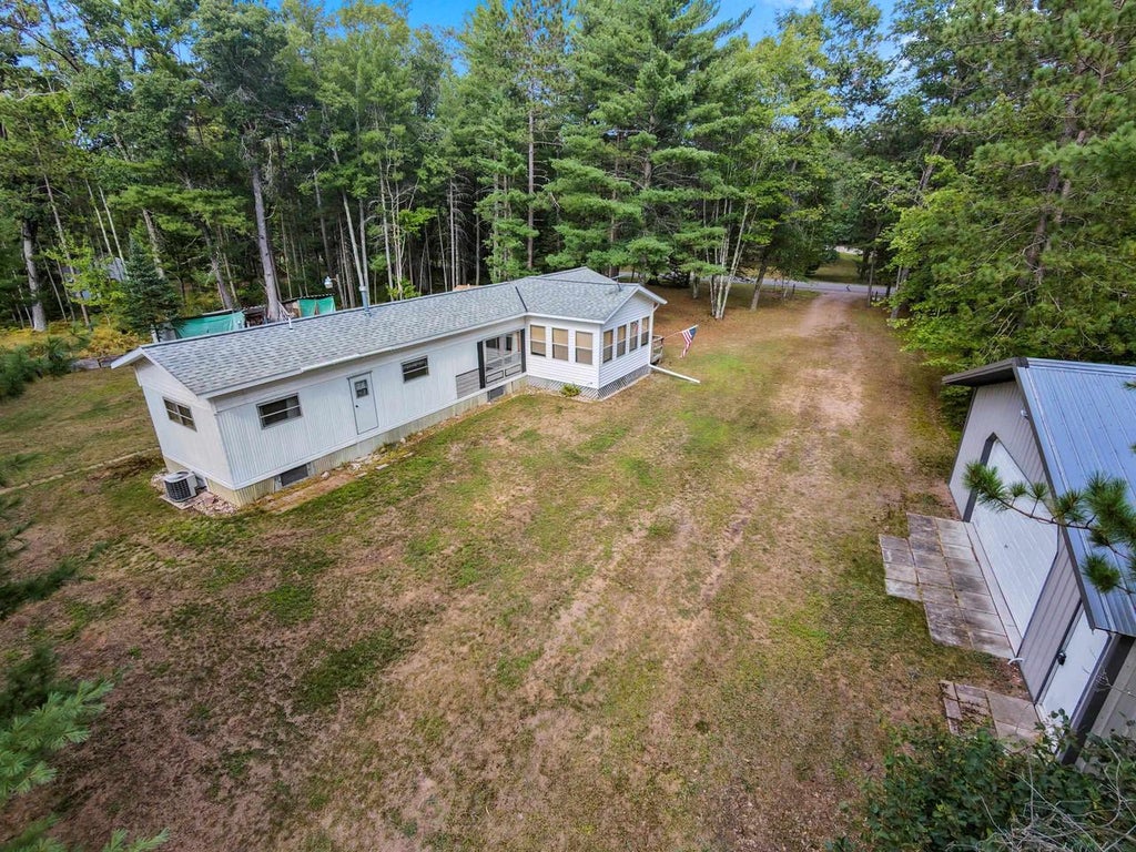Photo of 15303 Grindle Oak DRIVE, Mountain, WI 54149 (MLS # 50331366)