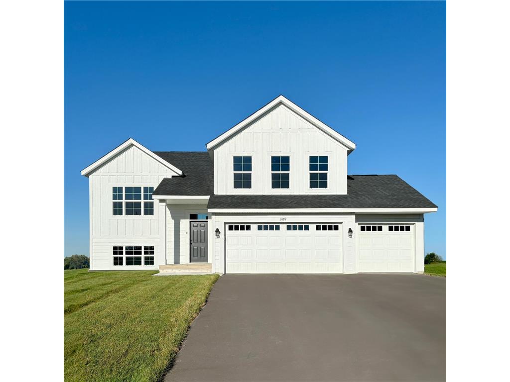 Photo of 982 Willow Glen AVENUE, Somerset, WI 54025 (MLS # 7147260)