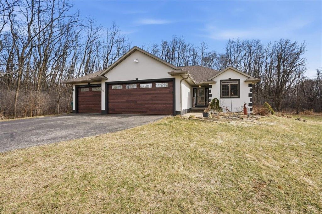 Photo of W9072 Hilltop ROAD, Portage, WI 53901 (MLS # 2018529)