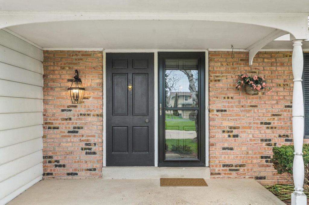 Photo of 1123 Palamino DRIVE, Racine, WI 53402 (MLS # 1961020)