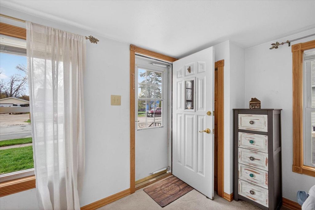 Photo of 517 Abrams STREET, Green Bay, WI 54302 (MLS # 50324831)