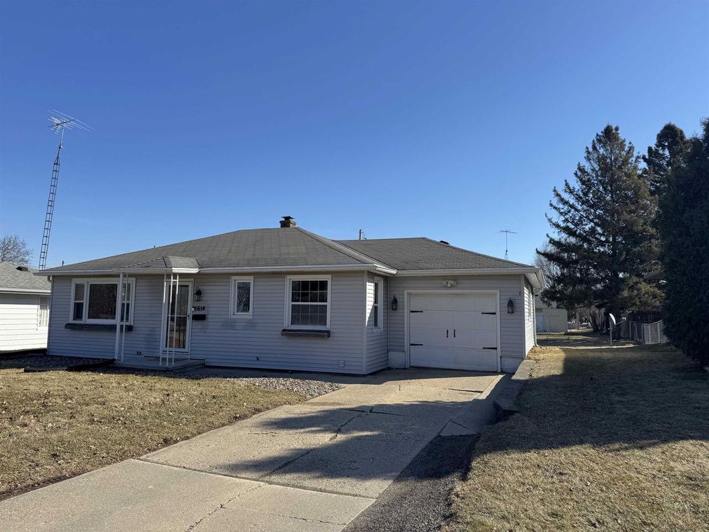 Photo of 1614 25th AVENUE, Monroe, WI 53566 (MLS # 2017552)