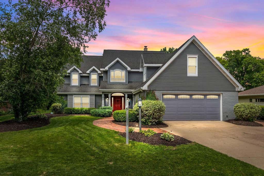 Photo of 140 River DRIVE, Appleton, WI 54915 (MLS # 50330316)