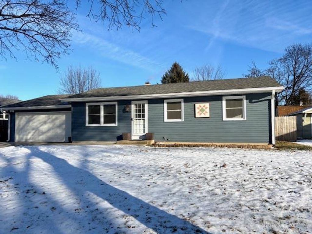 Photo of 2229 S Willard AVENUE, Janesville, WI 53546 (MLS # 2014287)