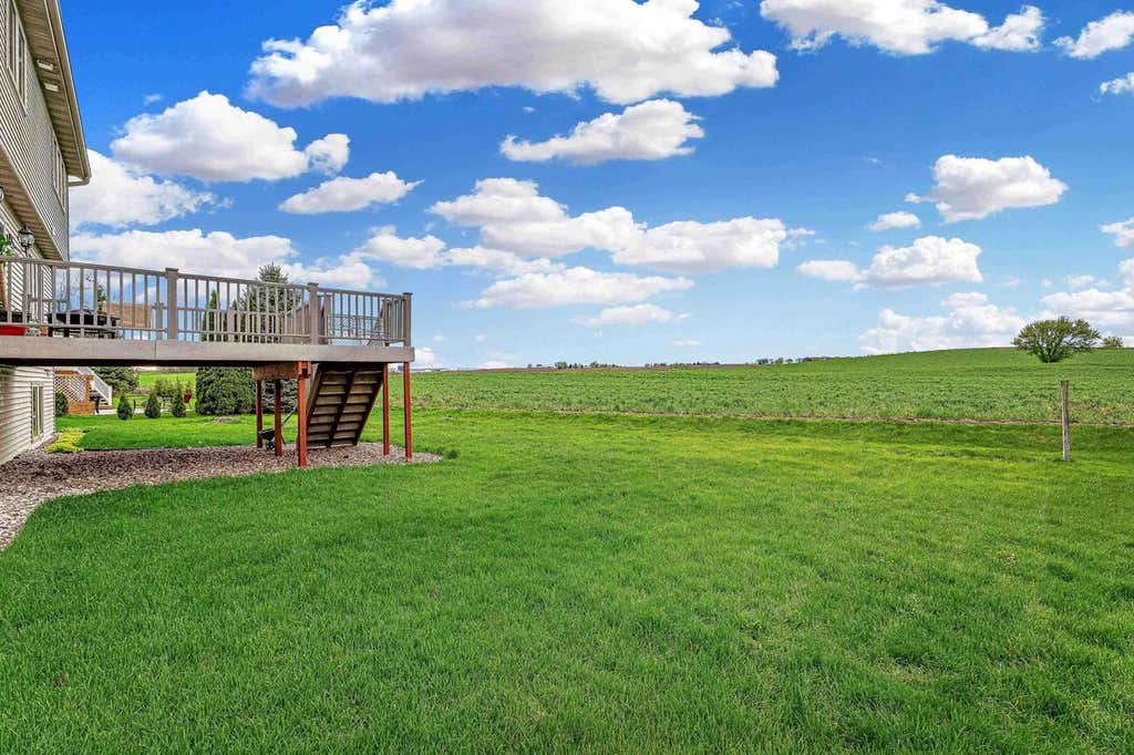 Photo of 1001 Pebblebrook Courtyard, Waunakee, WI 53597 (MLS # 2027620)