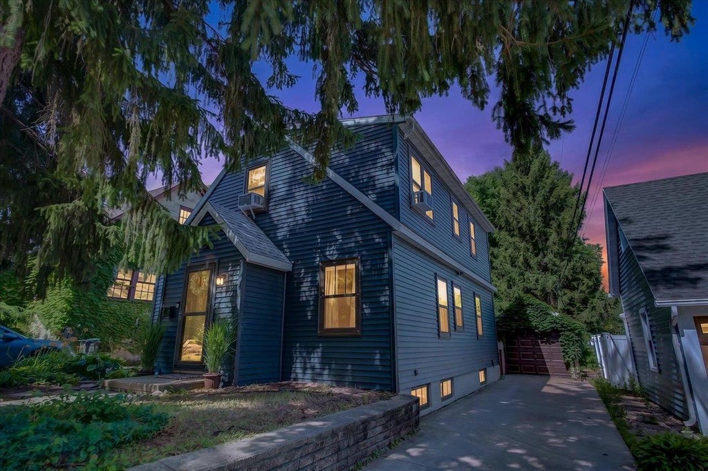 Photo of 12 Farley AVENUE, Madison, WI 53705 (MLS # 2024611)