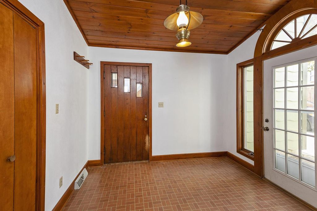 Photo of 421 E Milwaukee AVENUE, Fort Atkinson, WI 53538 (MLS # 1942849)