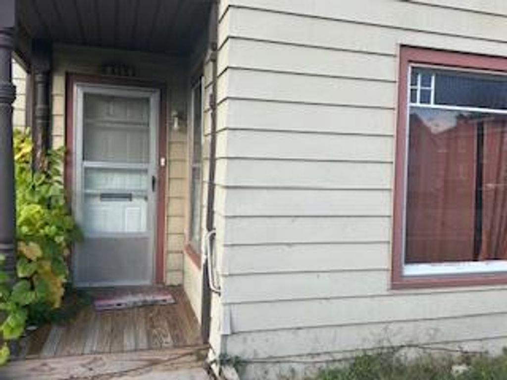 Photo of 439 N Chatham STREET, Janesville, WI 53548 (MLS # 2010999)
