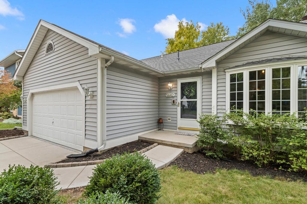 Photo of 5642 Irongate DRIVE, Madison, WI 53716 (MLS # 2030214)