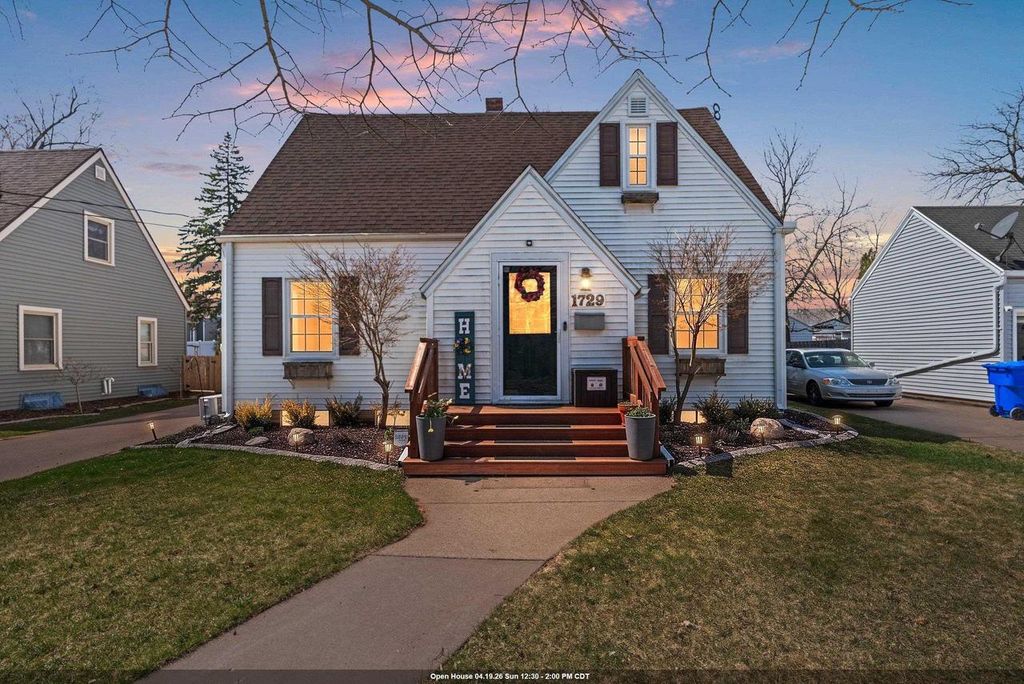 Photo of 1729 N Harriman STREET, Appleton, WI 54911 (MLS # 50323785)