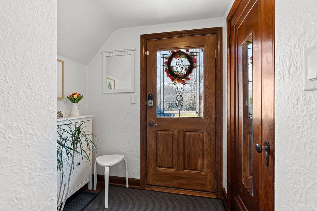 Photo of 1729 N Harriman STREET, Appleton, WI 54911 (MLS # 50323785)