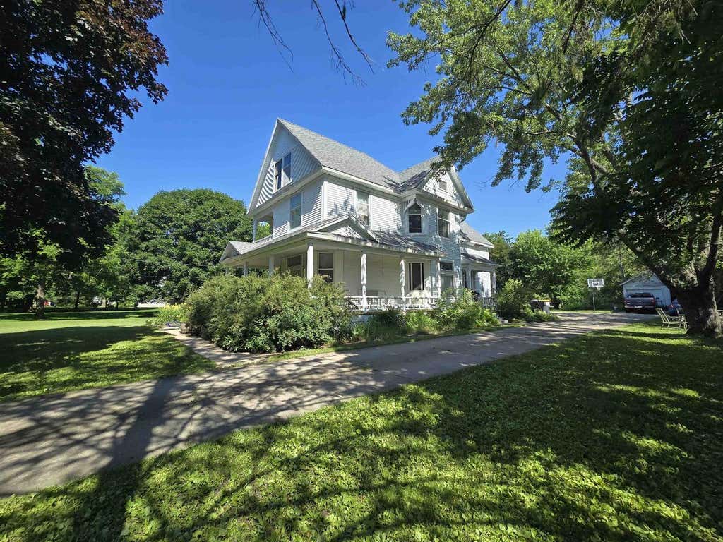Photo of 114 W Mill STREET, Plainfield, WI 54966 (MLS # 50329105)