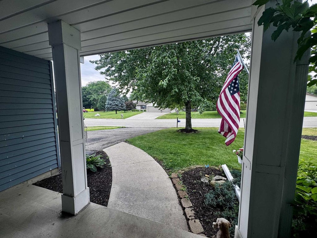 Photo of 1115 Hiawatha DRIVE, Beaver Dam, WI 53916 (MLS # 2032097)