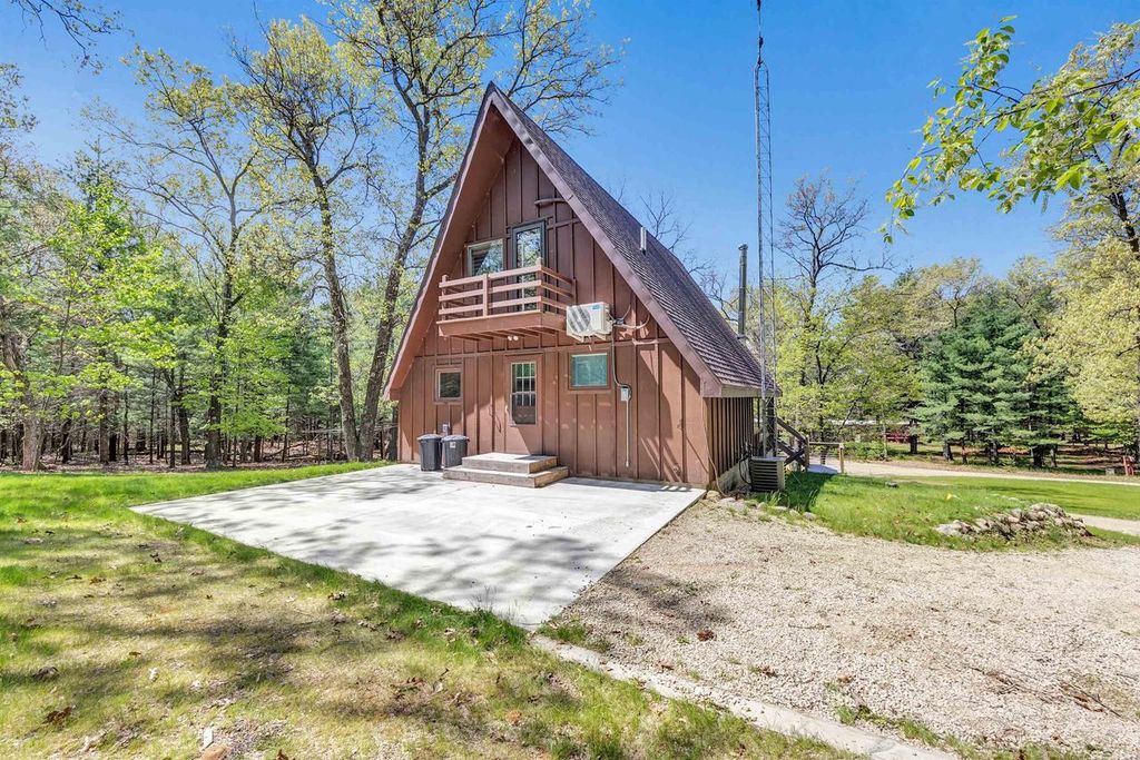 Photo of W6141 County Road H, Wild Rose, WI 54984 (MLS # 50326044)