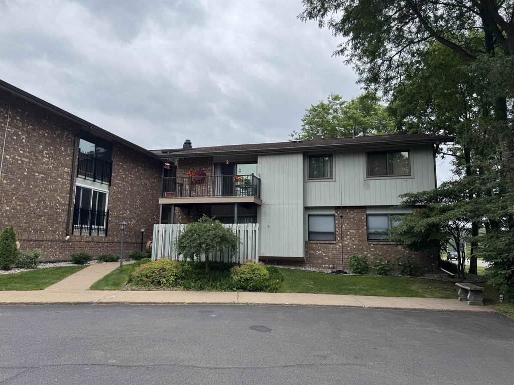 Photo of 3623 N 6th STREET #Unit 303, Wausau, WI 54403 (MLS # 22602992)