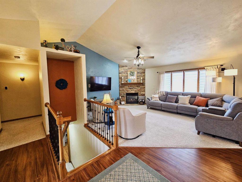 Photo of 458 Windmill DRIVE, Kaukauna, WI 54130 (MLS # 50323540)