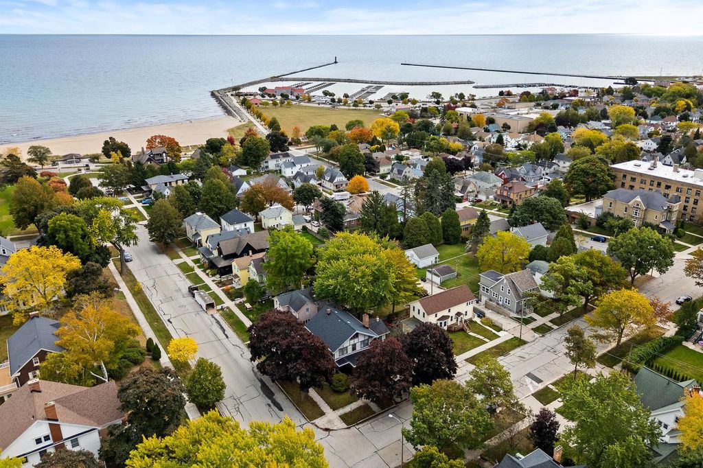Photo of 1031 N 5th STREET, Sheboygan, WI 53081 (MLS # 1939670)
