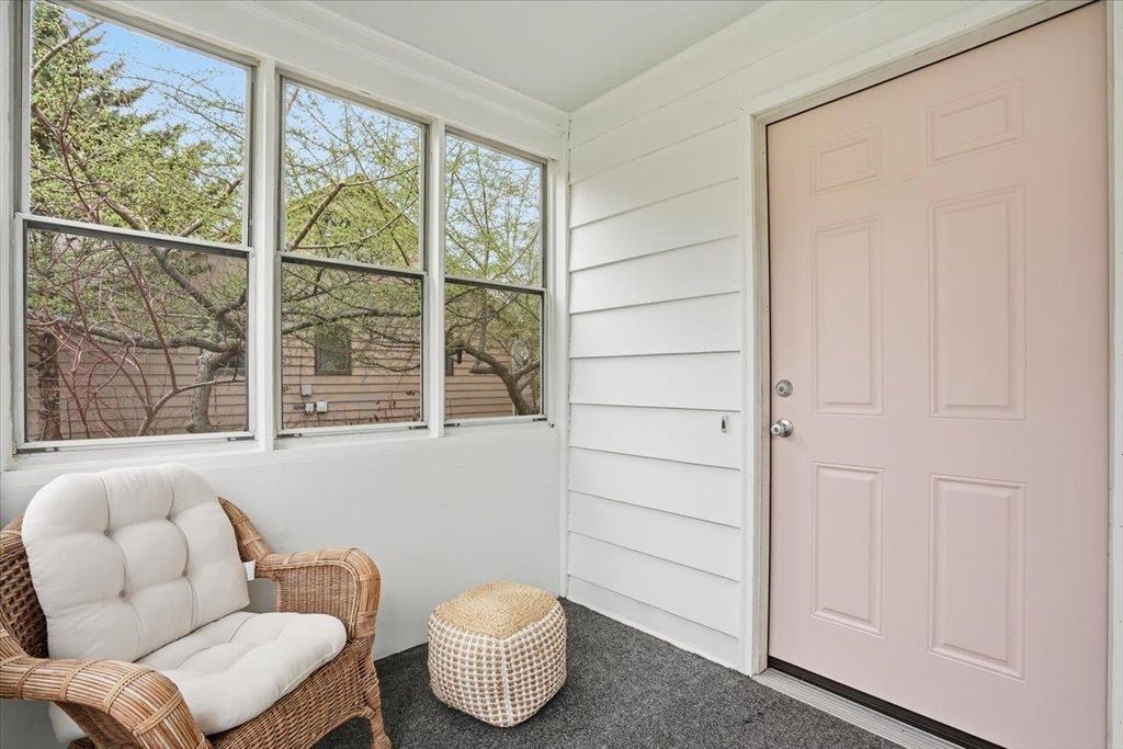 Photo of 102 W Lakeview AVENUE, Madison, WI 53716 (MLS # 2020838)