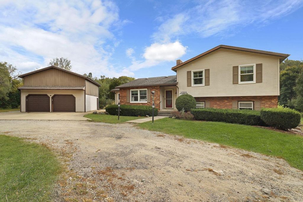 Photo of 12111 28th AVENUE, Pleasant Prairie, WI 53158 (MLS # 1939342)