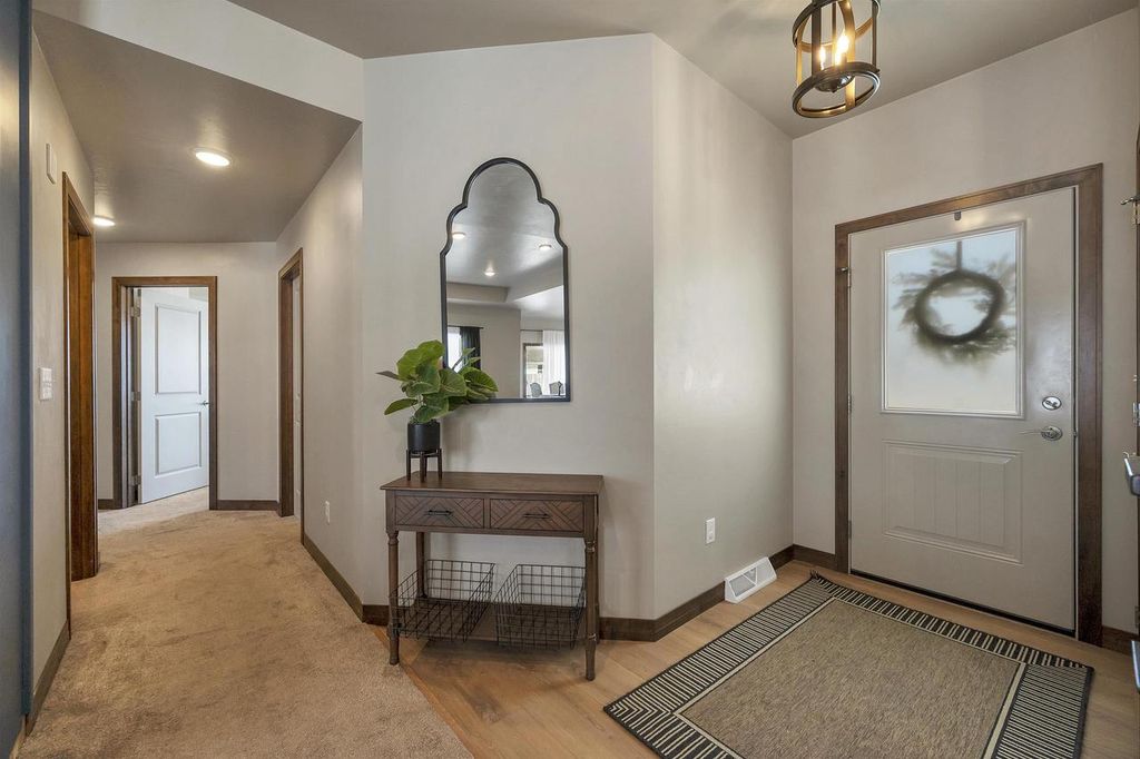 Photo of 2125 Fox Point CIRCLE, De Pere, WI 54115 (MLS # 50321613)