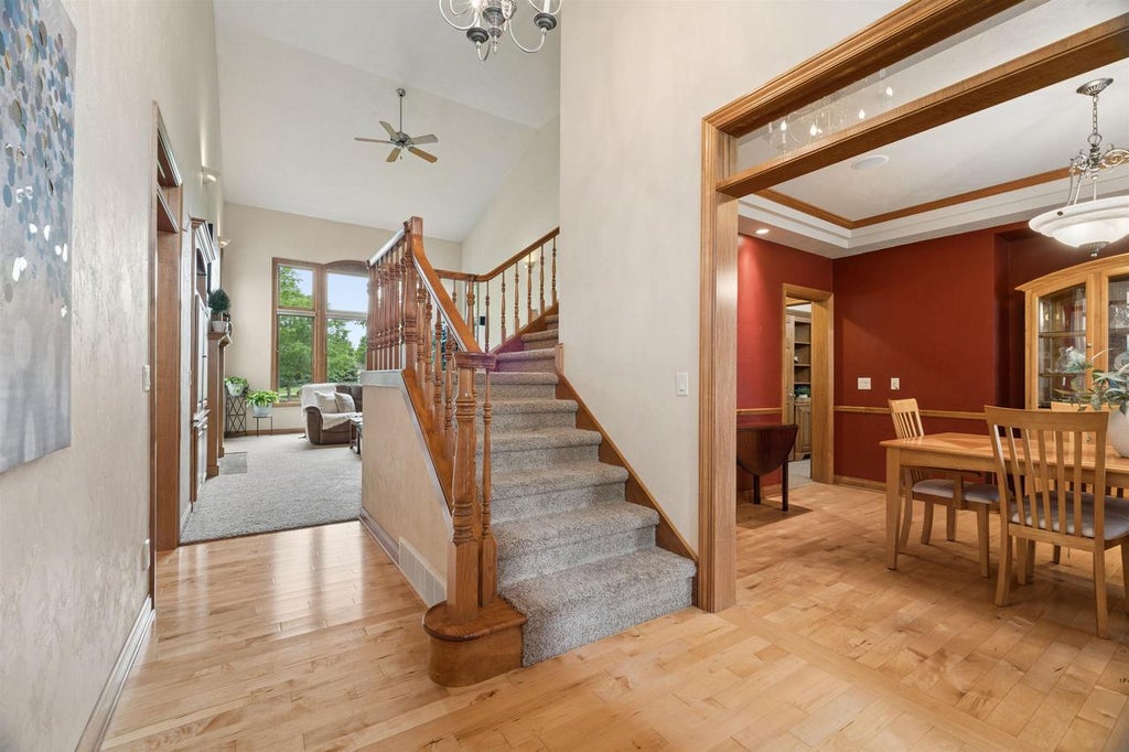 Photo of 2917 E Fallcreek LANE, Appleton, WI 54913 (MLS # 50328907)