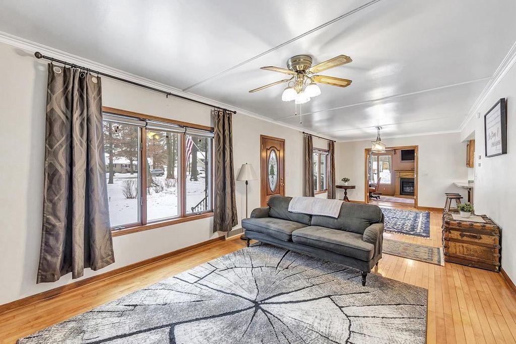 Photo of 1129 S Lincoln STREET, Shawano, WI 54166 (MLS # 50319464)