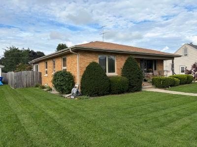 Photo of 2112 26th STREET, Kenosha, WI 53140 (MLS # 1968524)