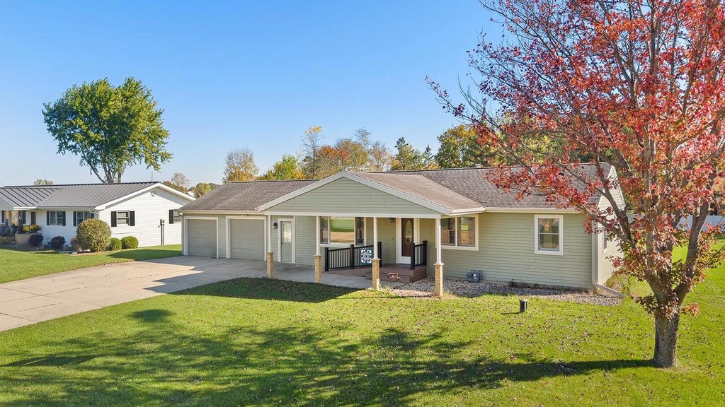 Photo of S9986 Rodney STREET, Prairie Du Sac, WI 53578 (MLS # 2034267)