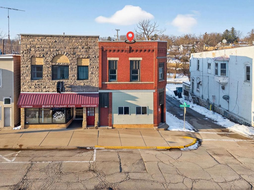 Photo of 217 Broadway STREET, Berlin, WI 54923 (MLS # 50322557)