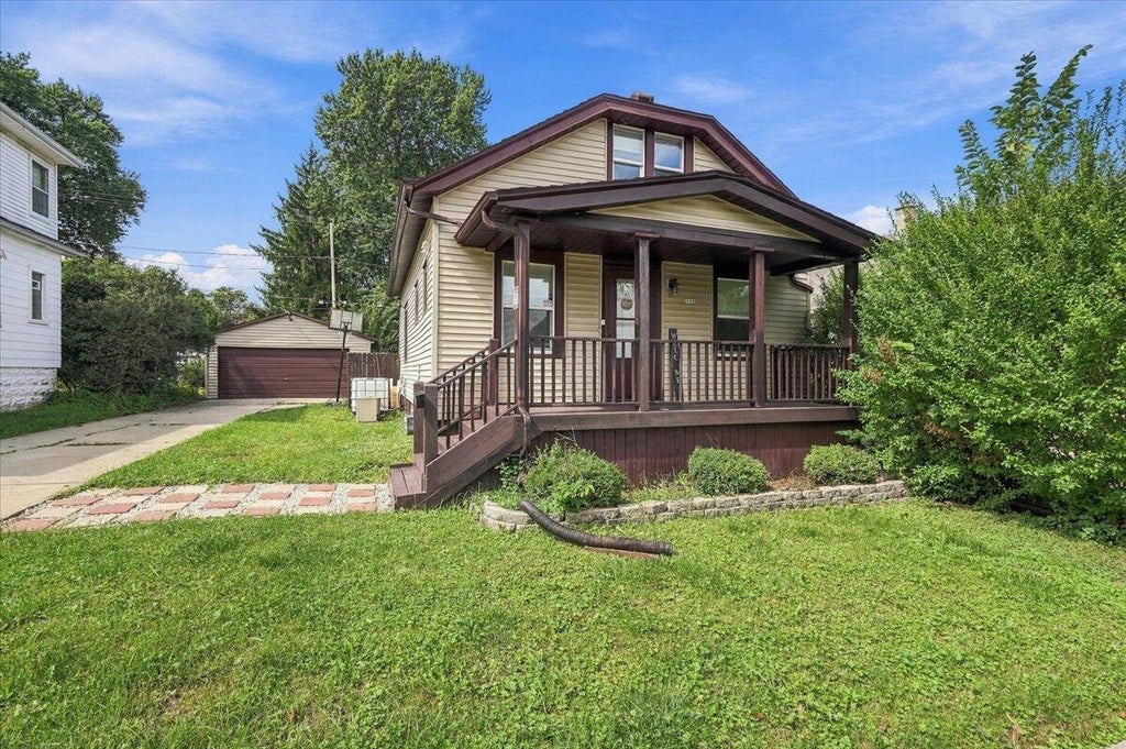 Photo of 2133 S 89th STREET, West Allis, WI 53227 (MLS # 1979641)